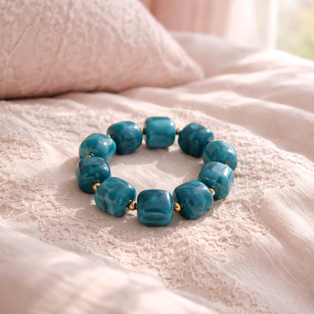 Bracelet en perles cubes - couleur bleu marbré - la fabrique à pampilles
