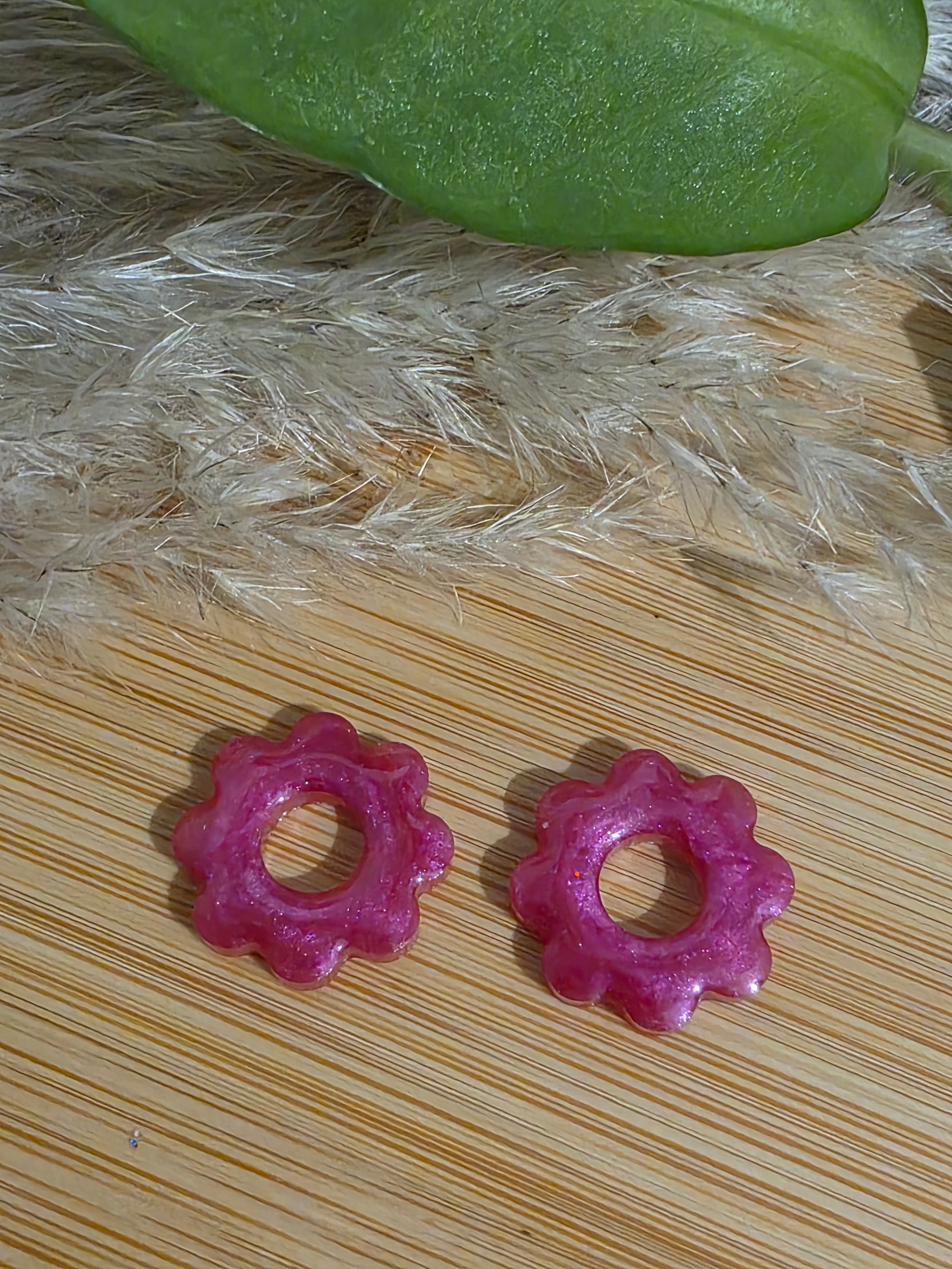 Pampilles en résine Tournesol – Magenta