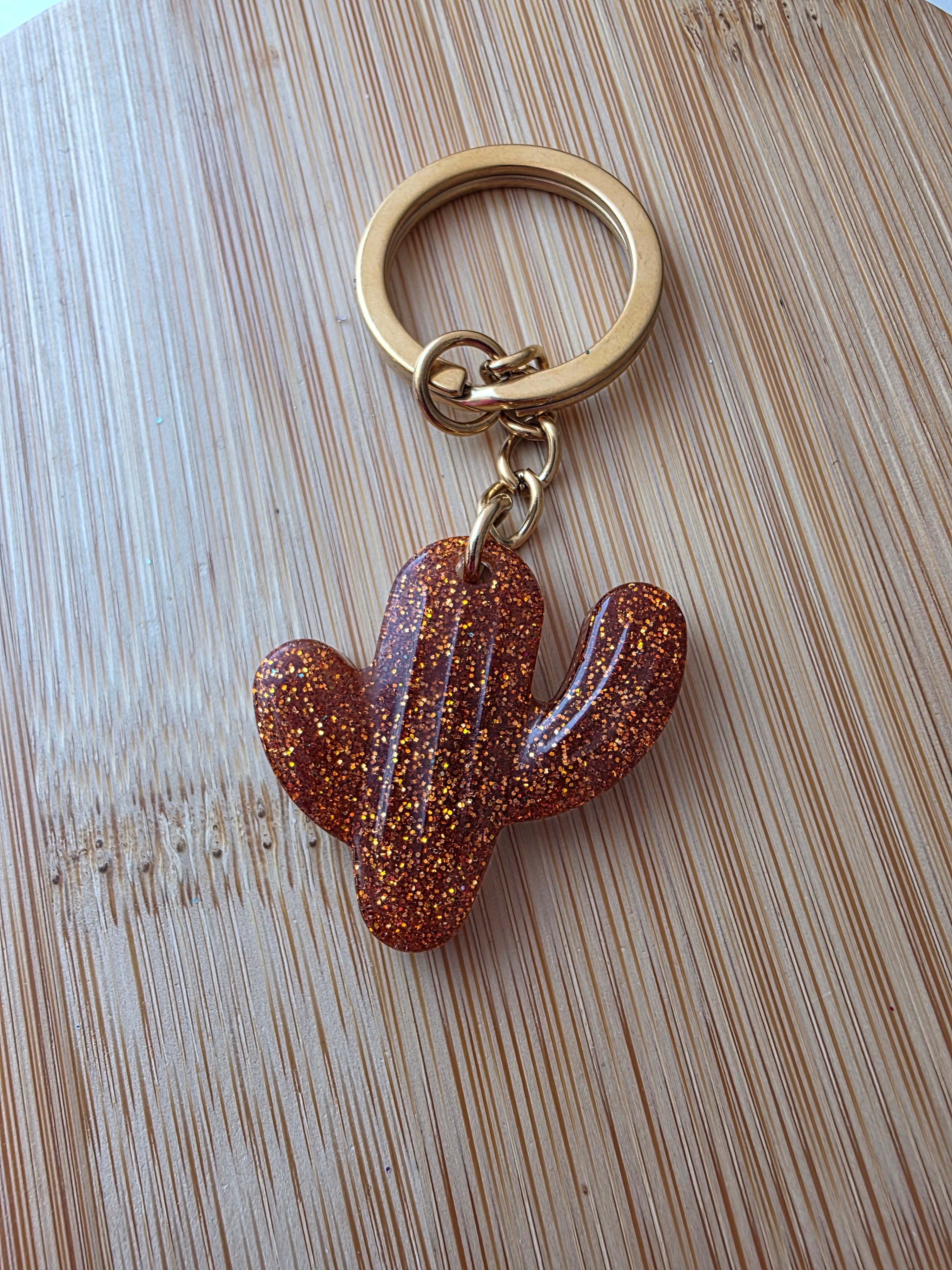 Porte-clés en résine cactus – Orange