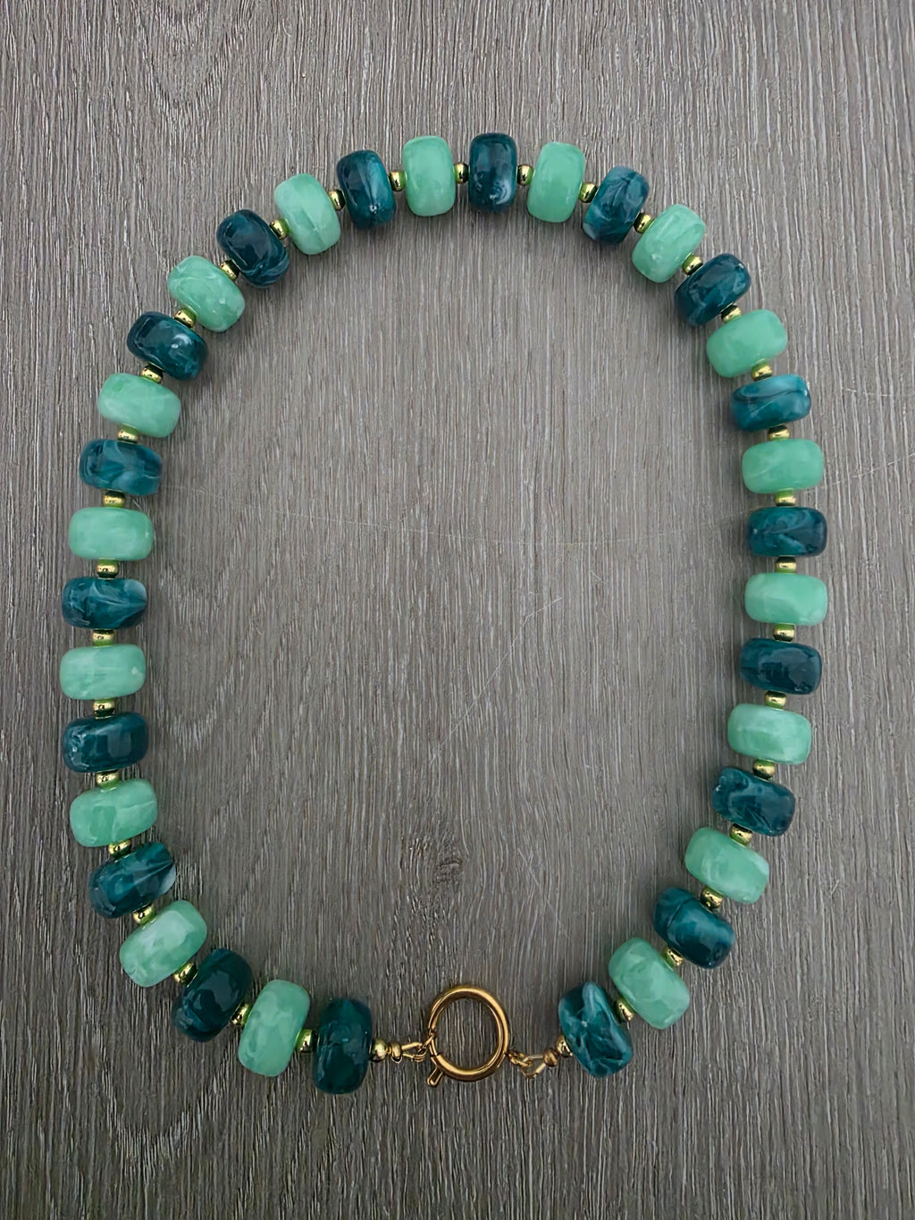 Collier de perles bleu / vert