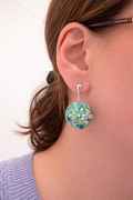 Boucles d oreilles couleur argentée - dome vert pailleté - la fabrique à pampilles