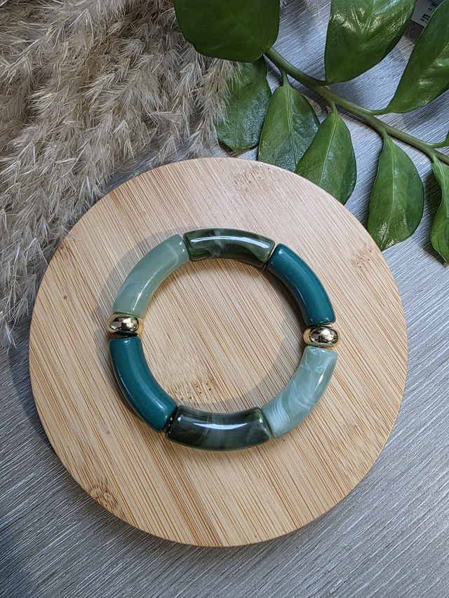 Bracelet en perles maxi tubes couleur vert- la fabrique à pampilles