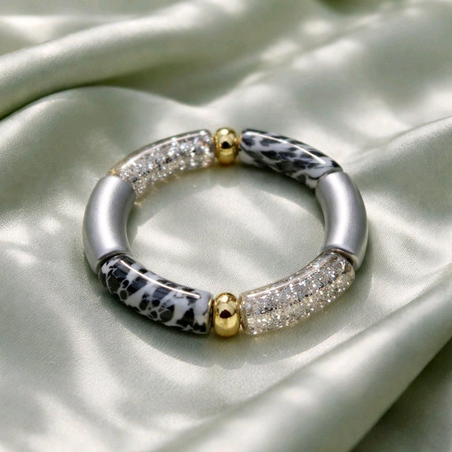 Bracelet en perles maxi tubes couleur gris- la fabrique à pampilles