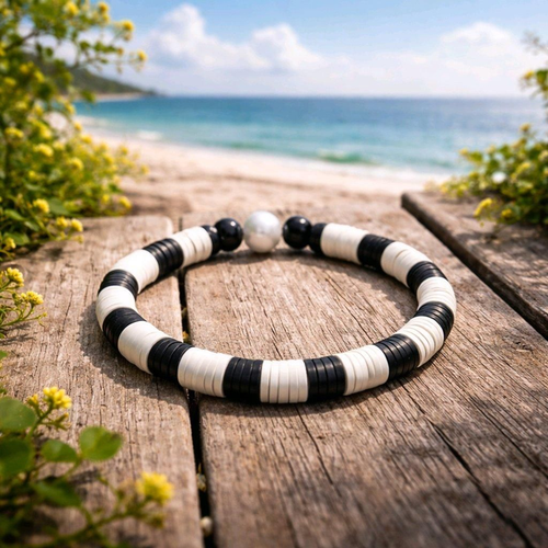 Bracelet en perles heishi  avec perle couleur noir et blancl- la fabrique à pampilles