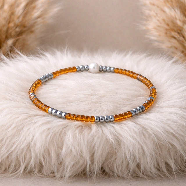 Bracelet en mini perles couleur orange et gris- la fabrique à pampilles