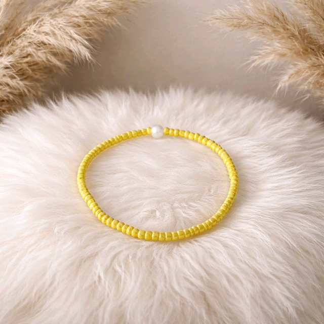 Bracelet en mini perles couleur jaune - la fabrique à pampilles