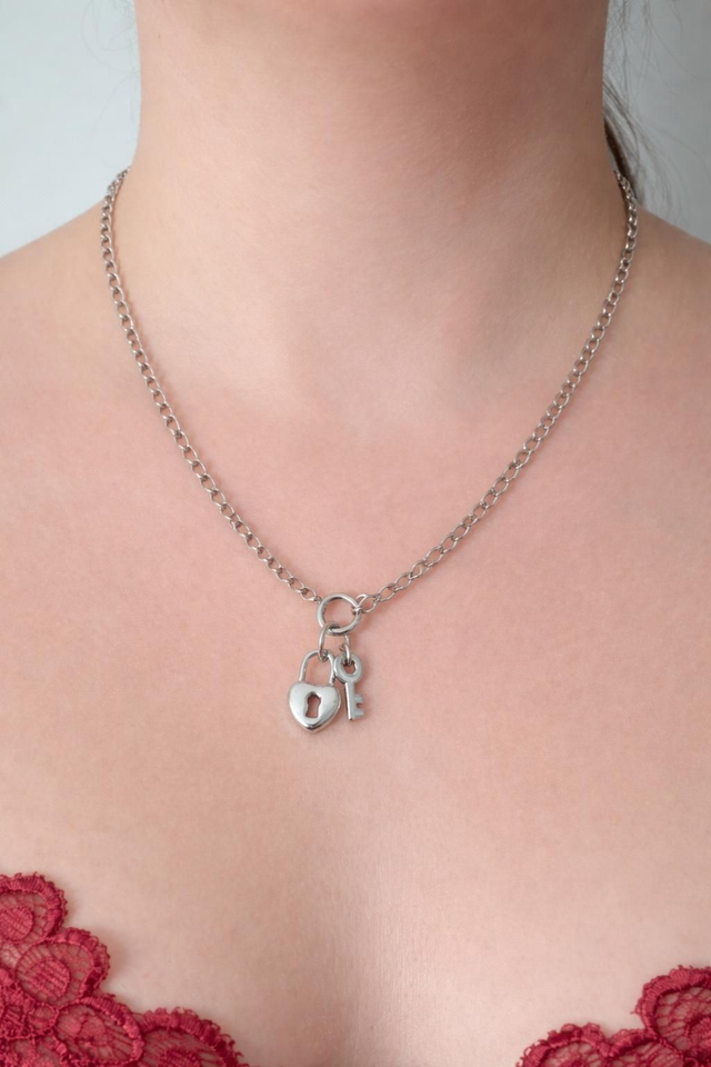 Collier argenté- breloque cadenas clé- la fabrique à pampilles