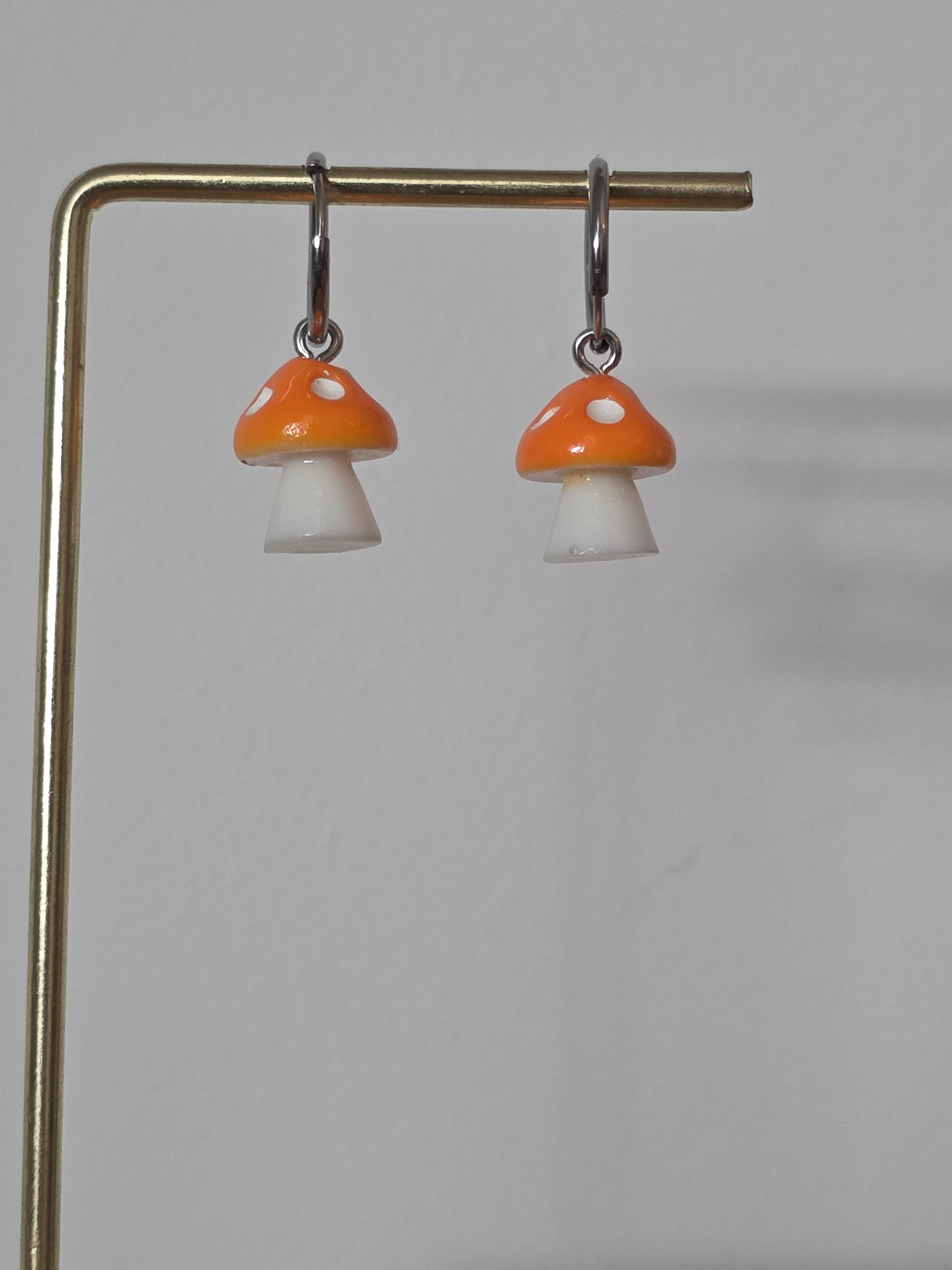 Boucles d oreilles creoles champignons orange