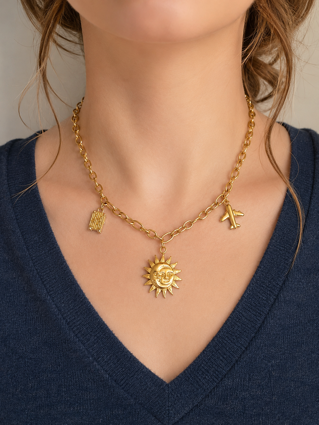 Collier à breloques voyageur