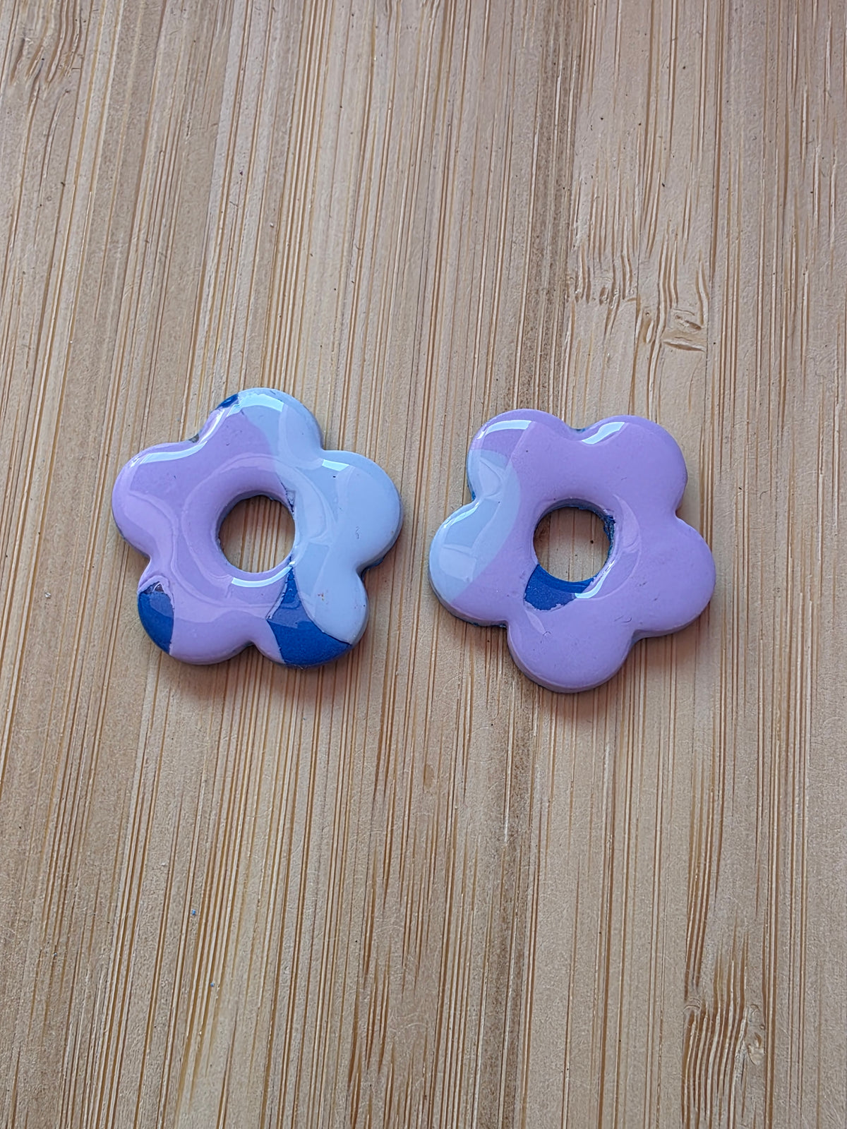 Pampilles en polymère bleues, blanches et roses - Modèle Mia