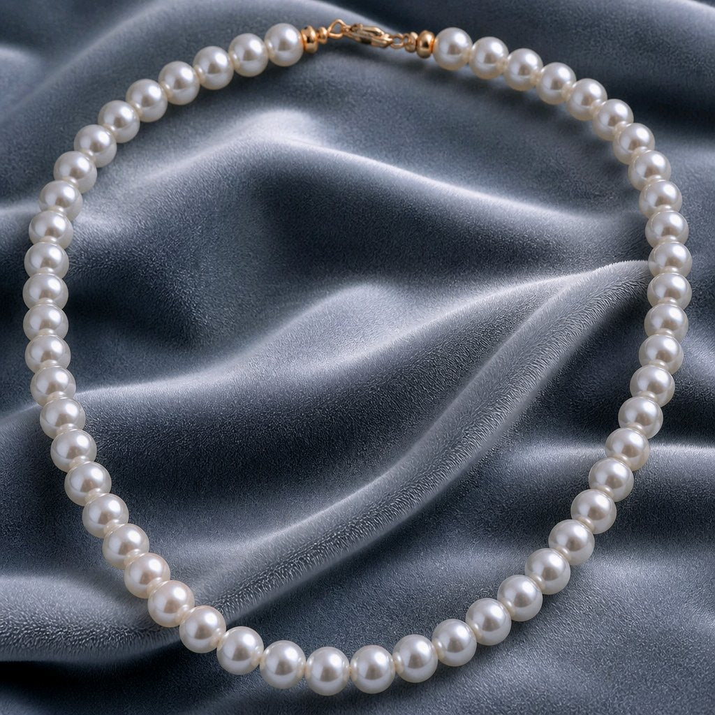 Collier de perles blanc nacré