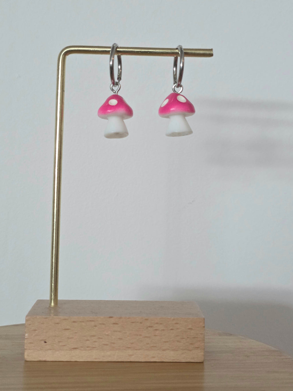 Boucles d oreilles creoles champignon rose