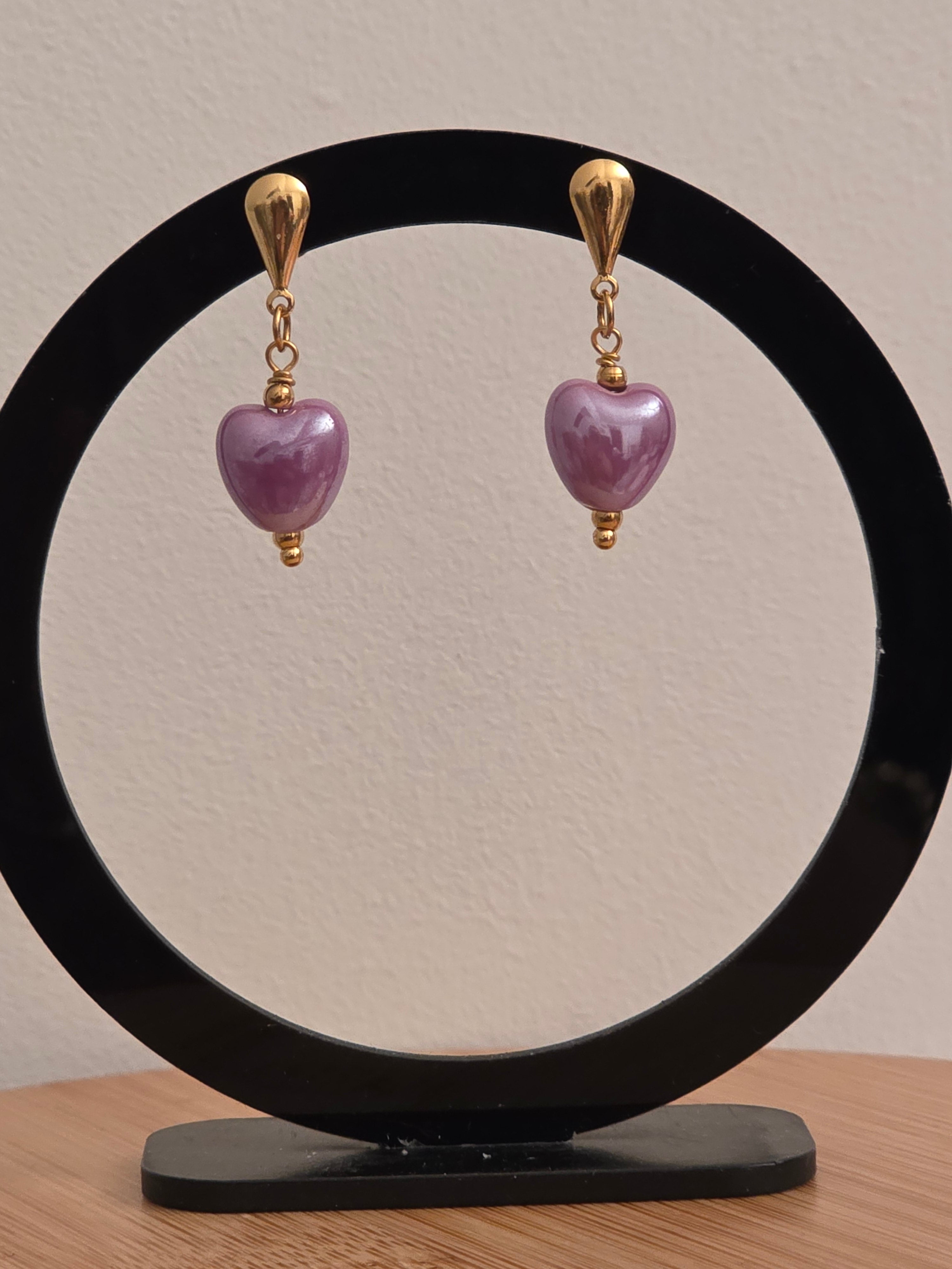 Boucle d'oreille cœur en céramique mauve