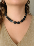 Collier perles ovales noir marbré