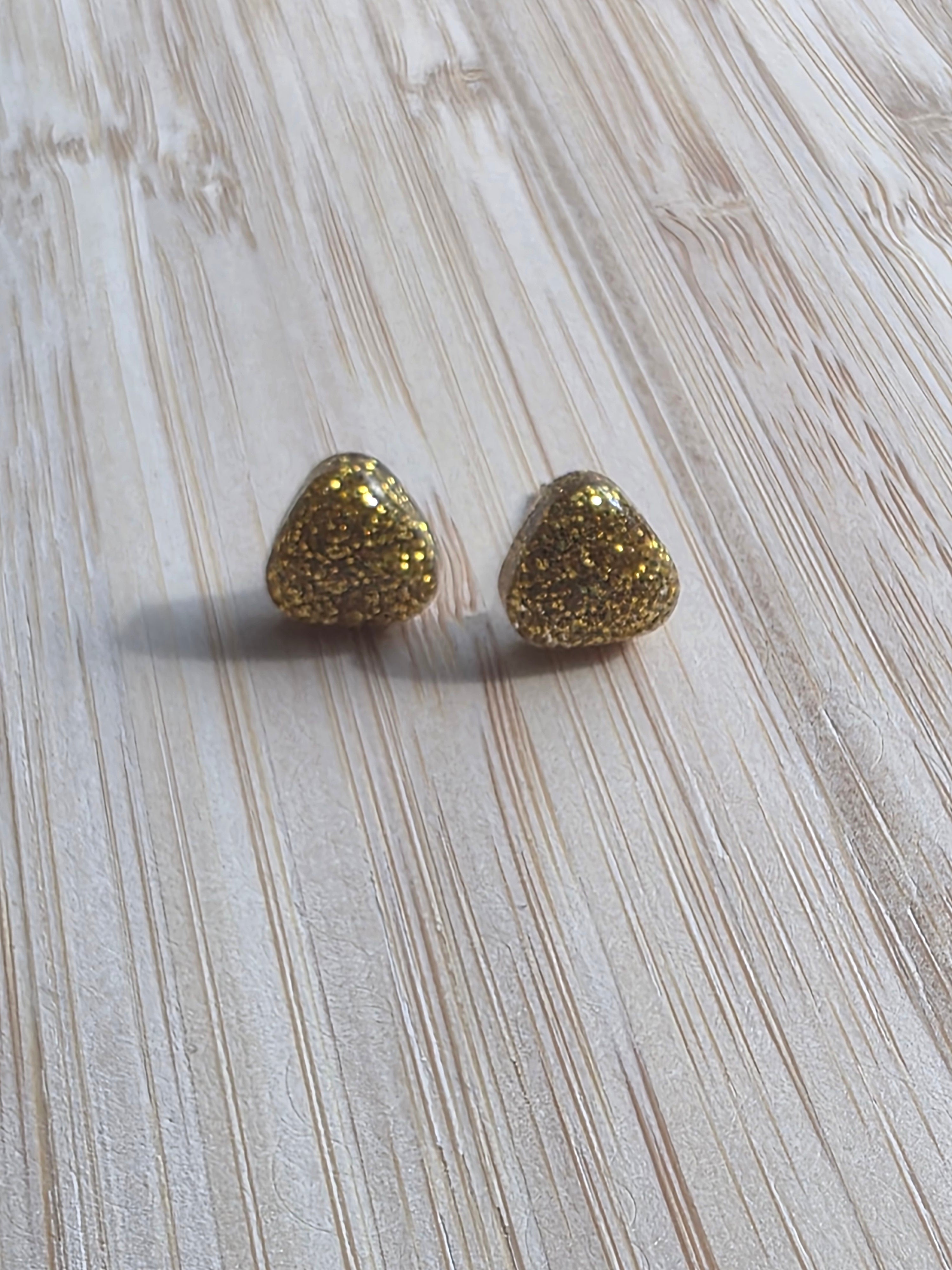 Puces d'oreilles en résine carré pailleté – doré