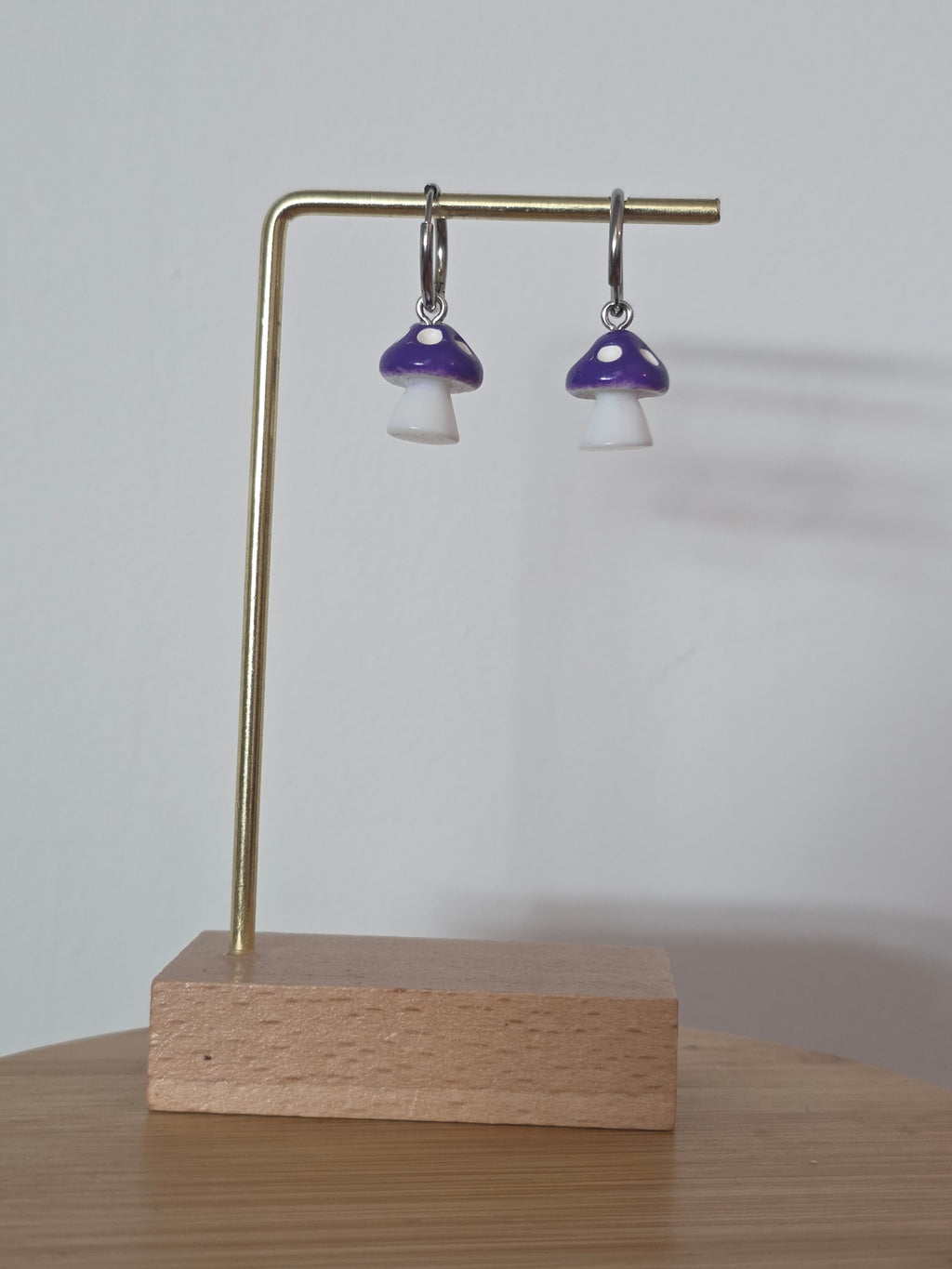 Boucles d oreilles creoles champignon violet