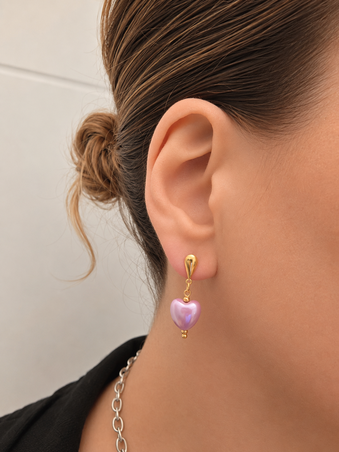 Boucle d'oreille cœur en céramique mauve