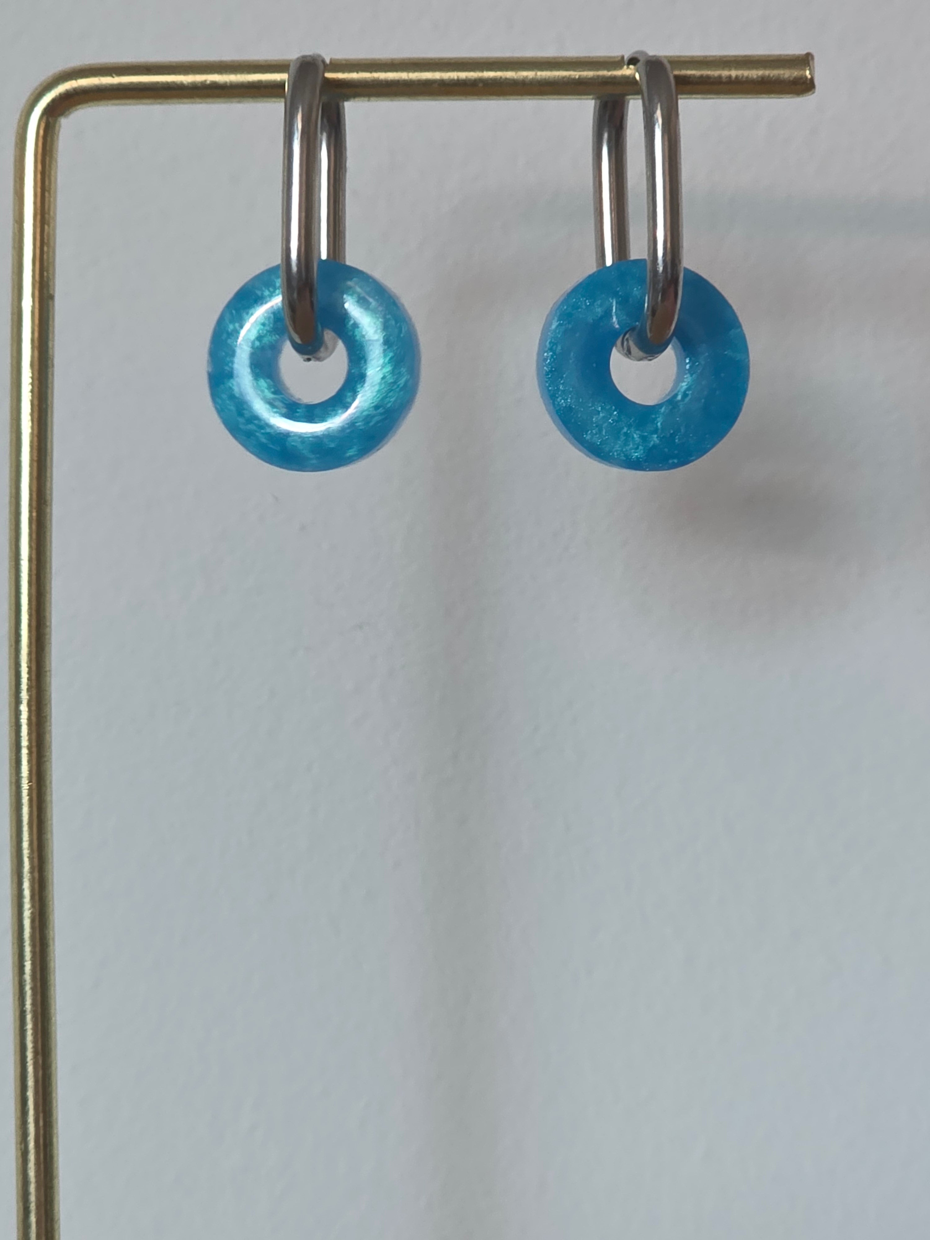 Pampilles en résine Little Donut – Bleu nacré
