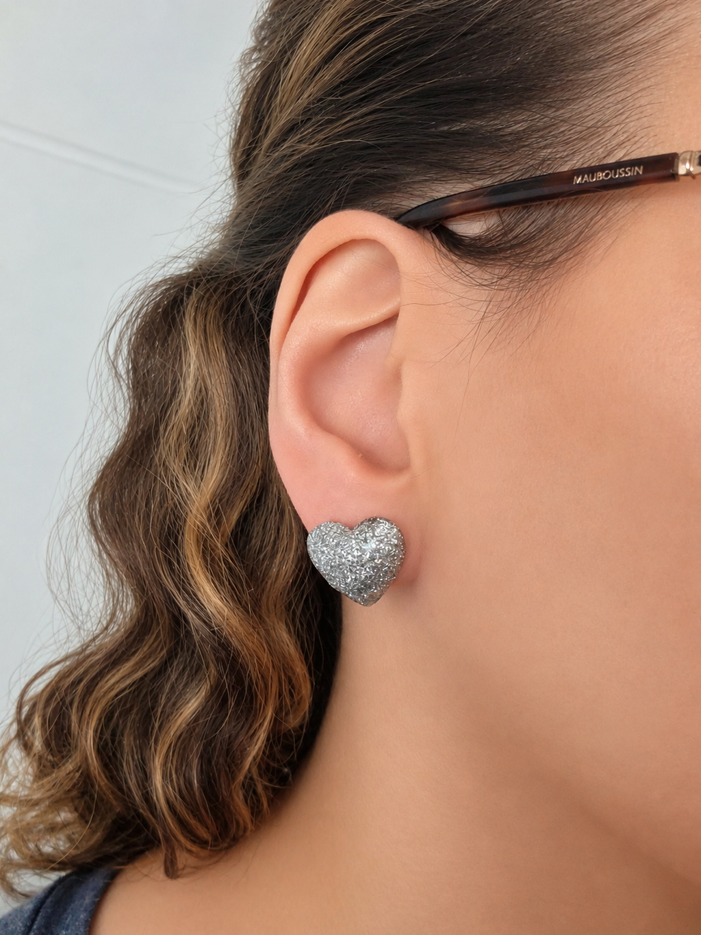 Puces d oreilles grand coeur - gris pailleté