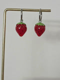 Boucles d oreilles creoles fraises