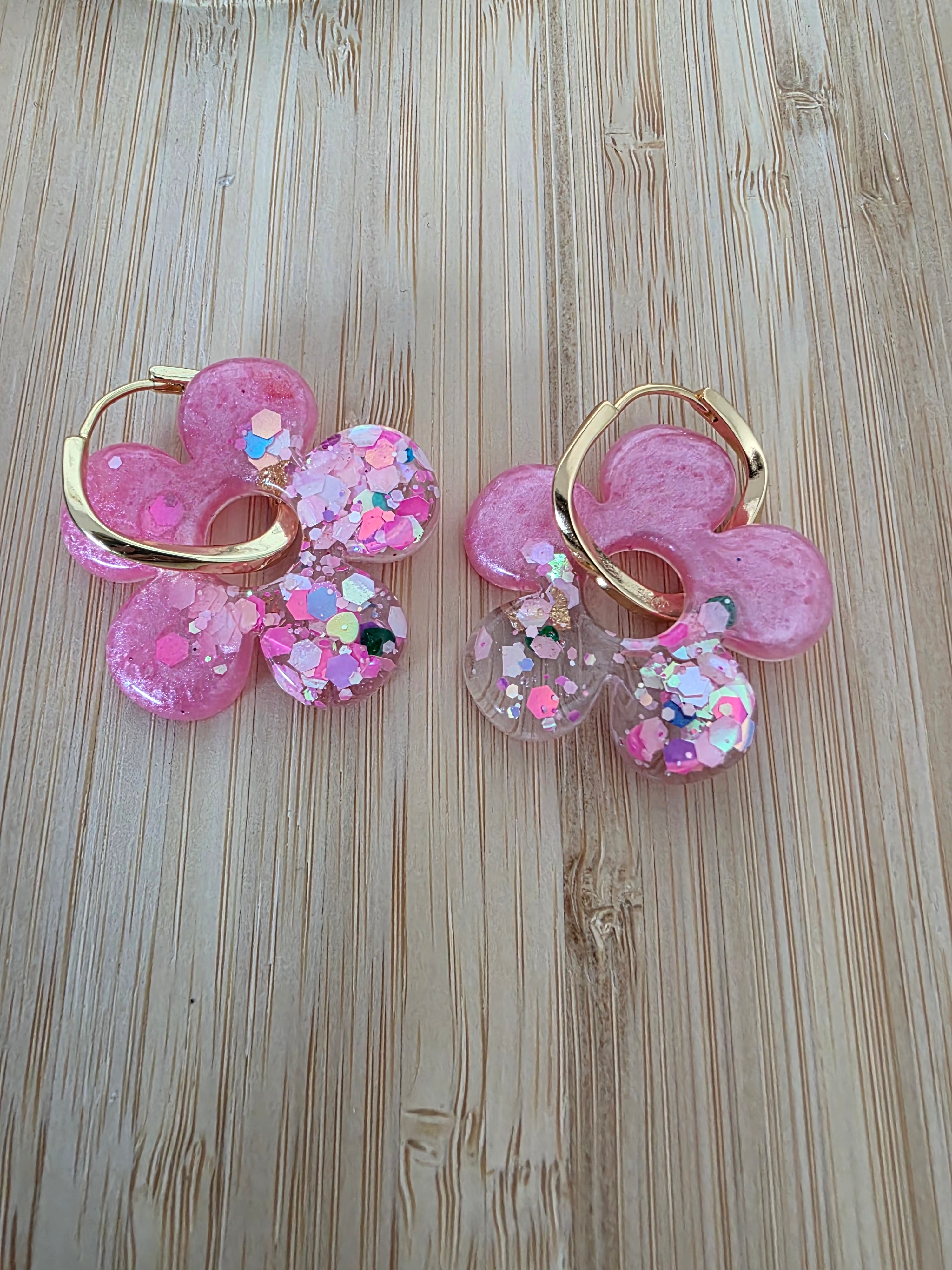 Pampilles en résine Esmée – Rose pailleté