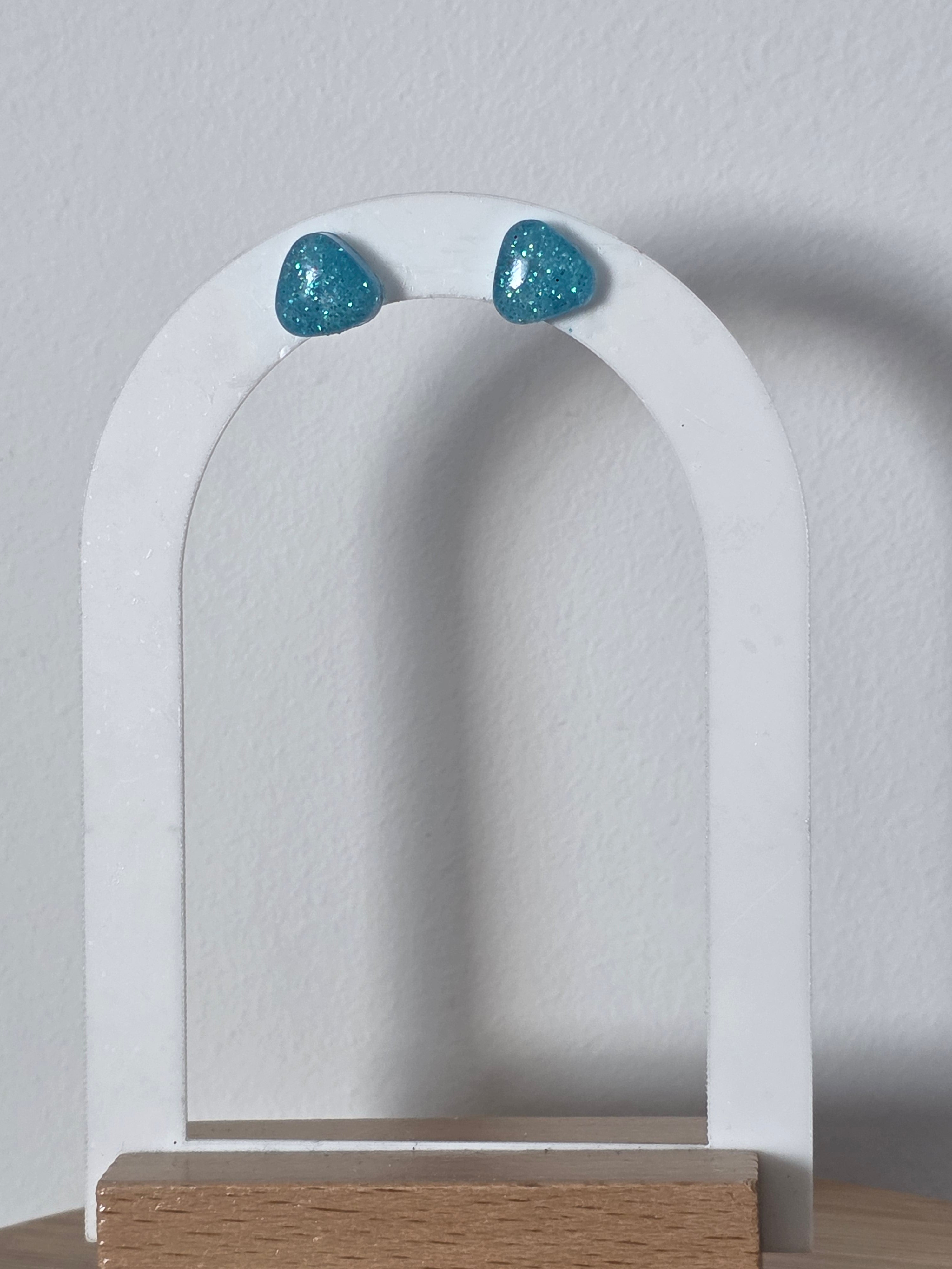 Puces d oreilles triangle- bleu ciel