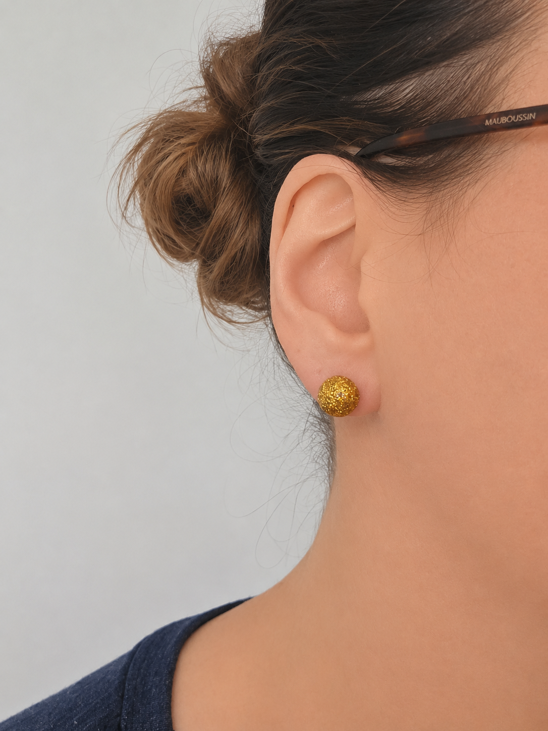 Puces d oreilles dôme lisse- doré