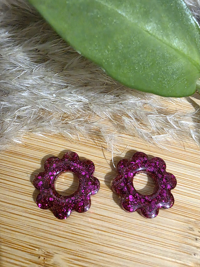 Pampilles interchangeables modèle Sixtie en résine couleur magenta pailleté- la fabrique à pampilles