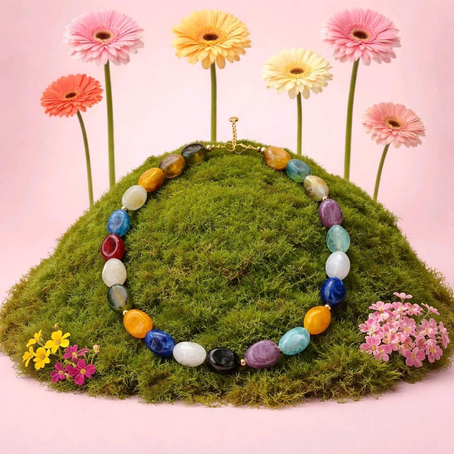 Collier en perles ovales elegantes- couleur arc en ciel- La fabrique à pampilles